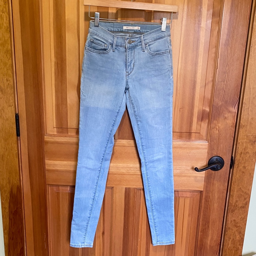 Levi's Women's Sky Blue Super Skinny Jeans